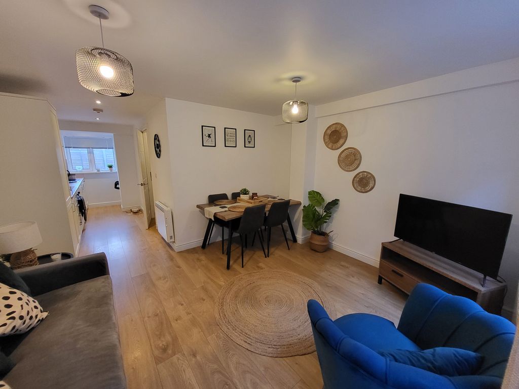 Property photo 2 of 9 Image