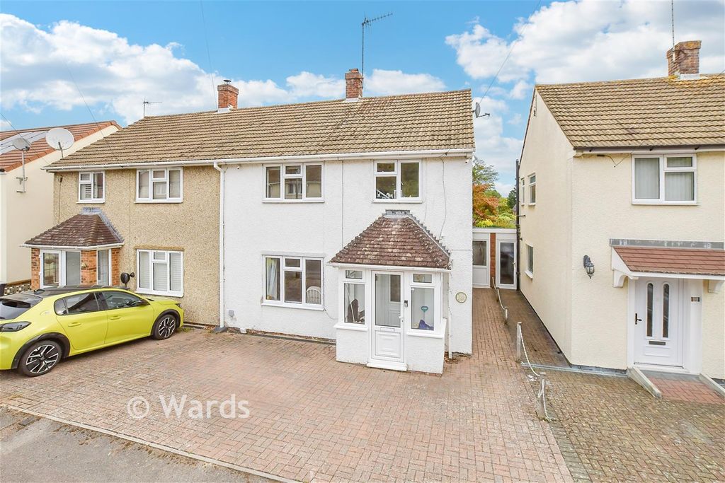 Property photo 1 of 13 External (Web) :