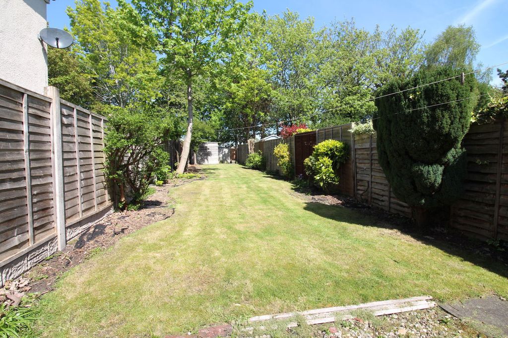 Property photo 2 of 16