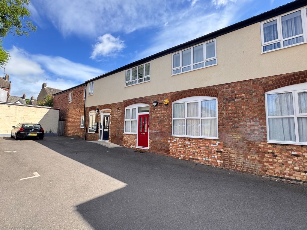 Property photo 1 of 13 4265641