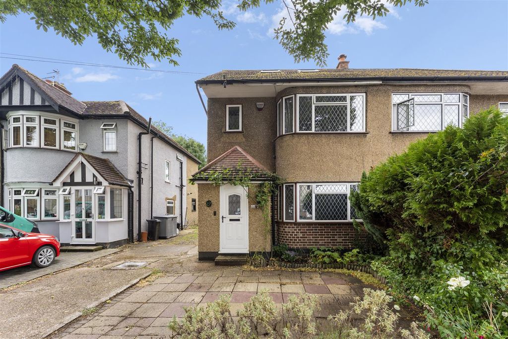 Property photo 1 of 24