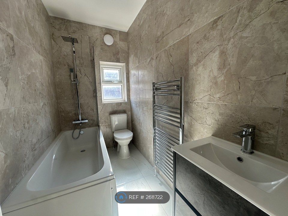 Property photo 1 of 26