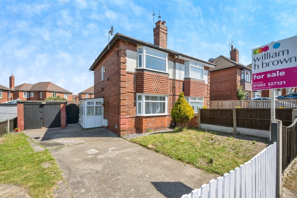 Property photo 1 of 16