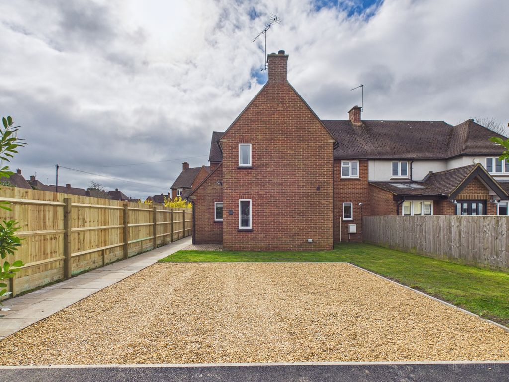 Property photo 1 of 13 Honor Road, Prestwood