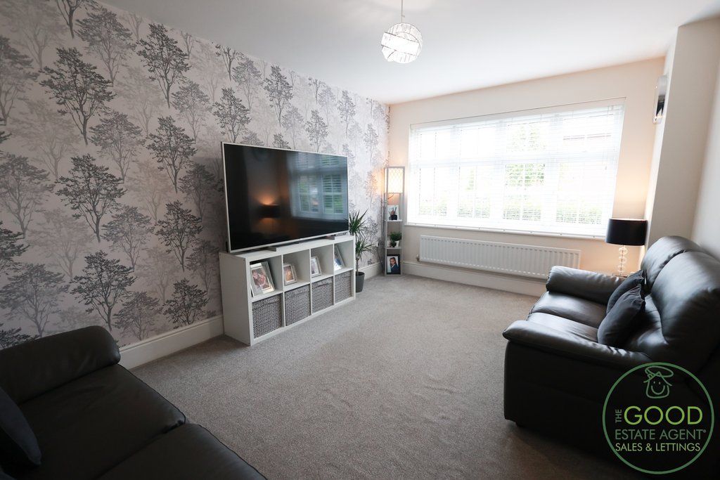Property photo 2 of 19