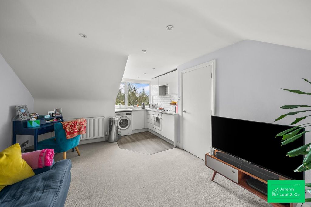 Property photo 3 of 15 Living Room