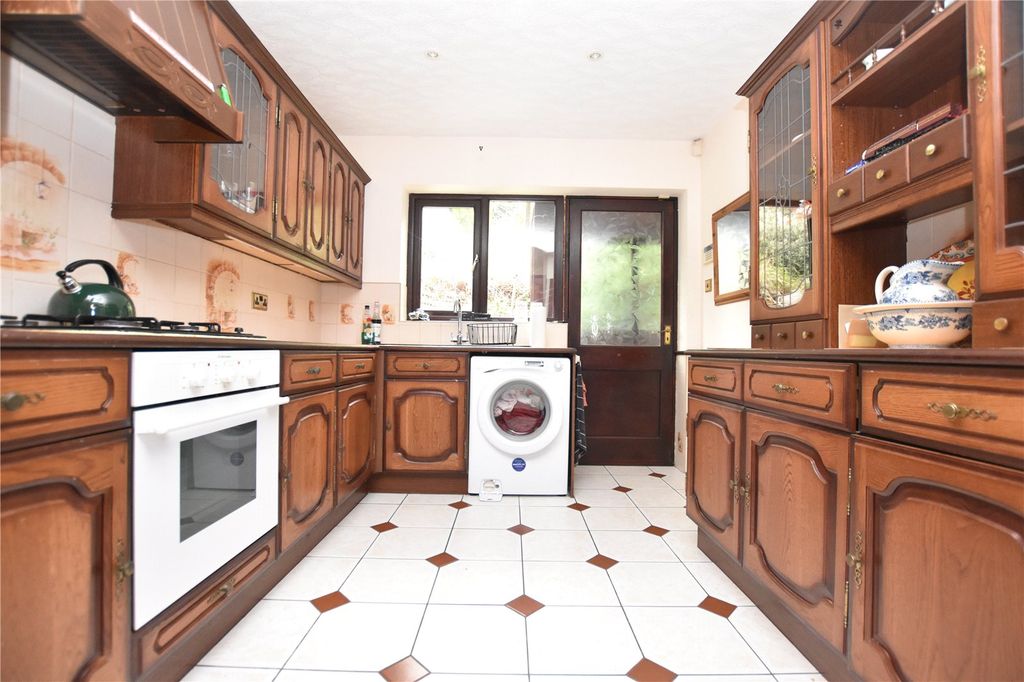 Property photo 2 of 9 Picture No. 05