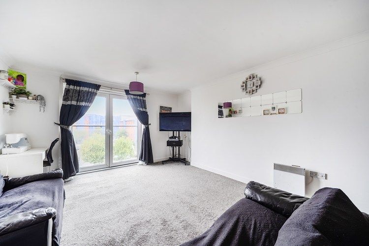 Property photo 2 of 23