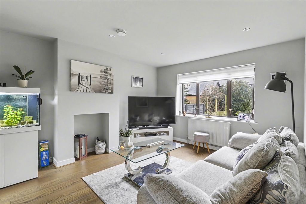 Property photo 3 of 29 Park Lane_25.Jpg