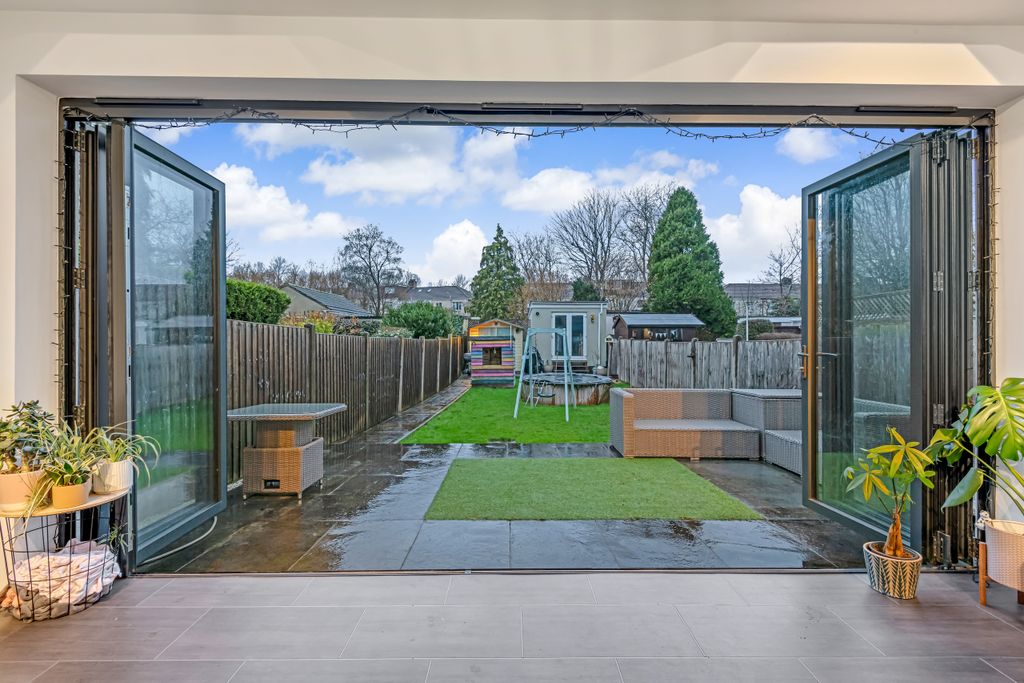 Property photo 3 of 41 Dsc_8508