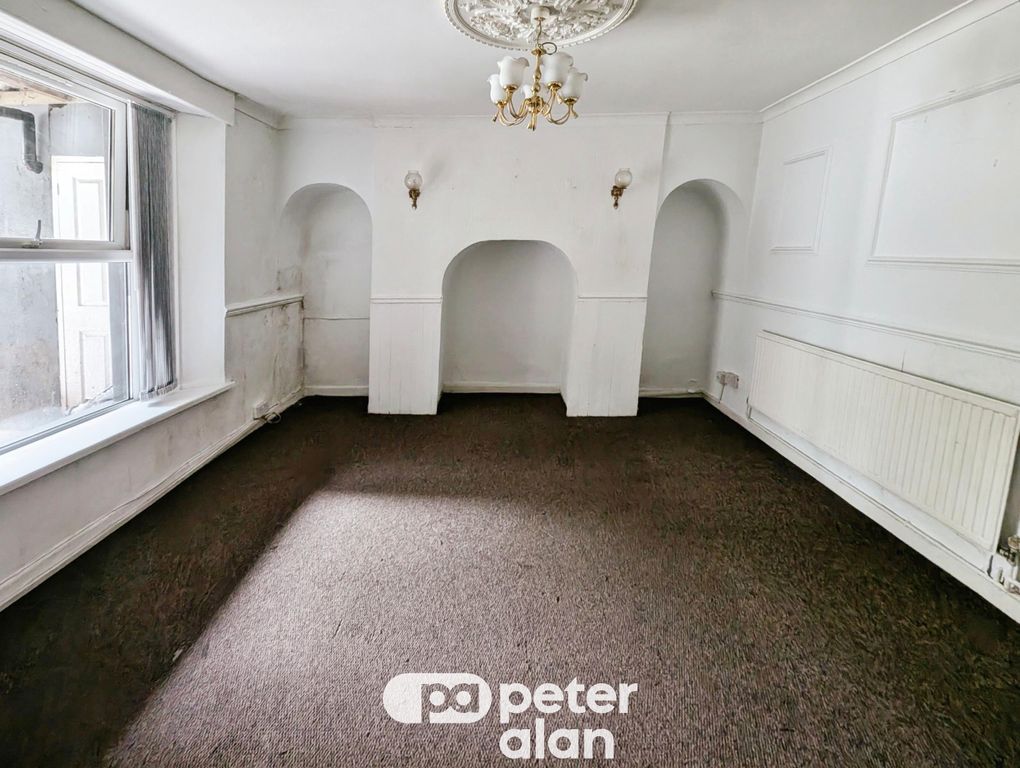 Property photo 3 of 9 Image