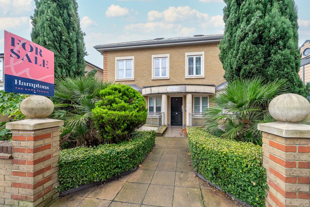 Property photo 1 of 11