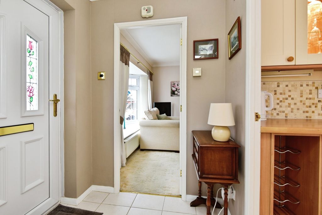 Property photo 3 of 17 Pbox-Img.Jpg