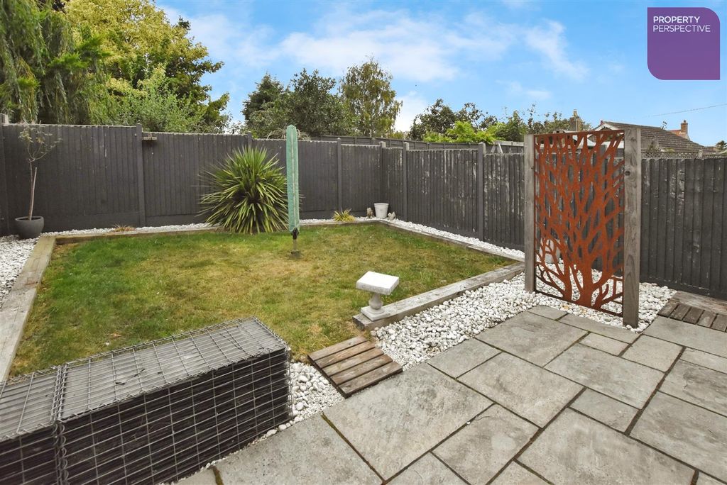 Property photo 3 of 20 Rear Gardens