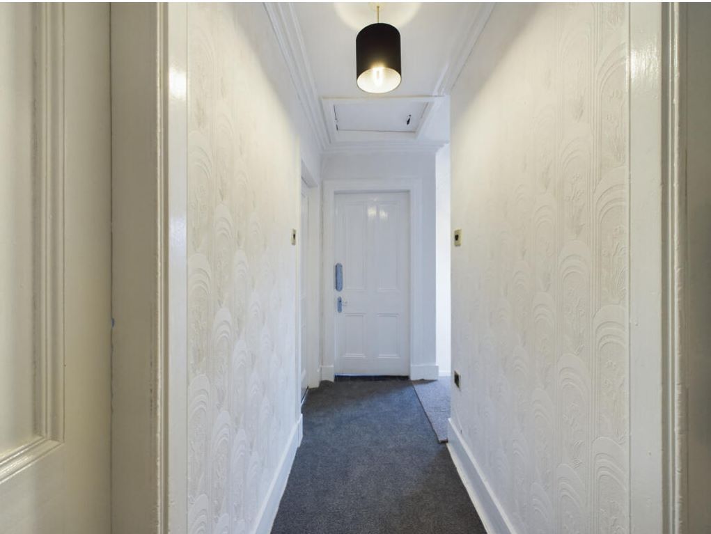 Property photo 3 of 37