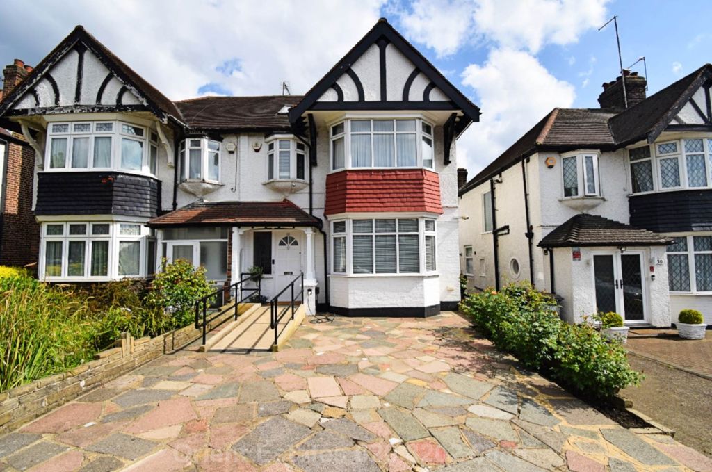 Property photo 1 of 8
