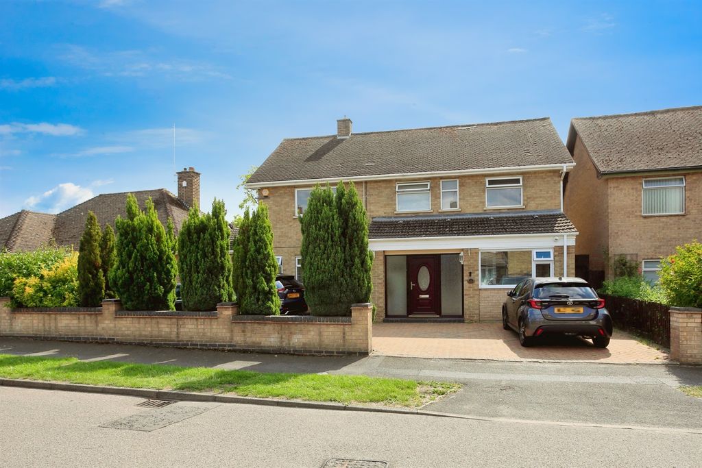 Property photo 1 of 23