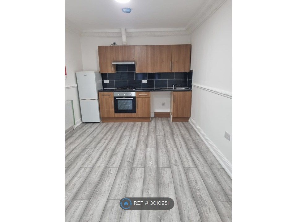 Property photo 2 of 3