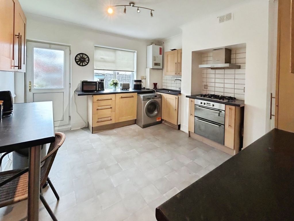 Property photo 2 of 12 Pbox-Img.Jpg