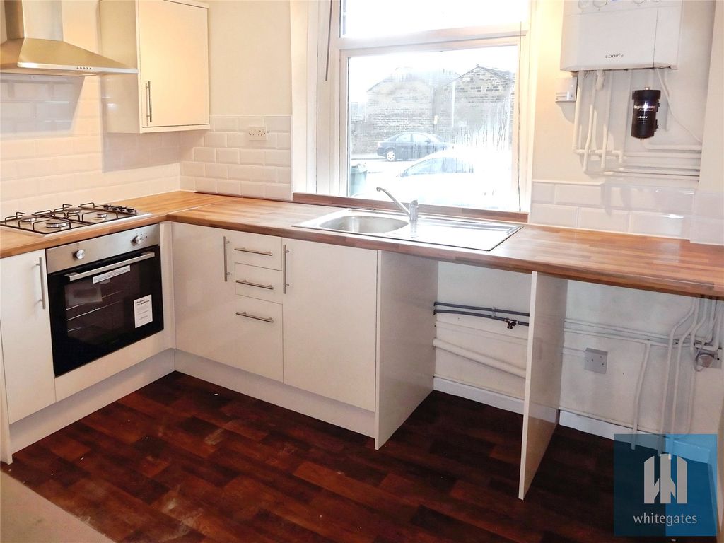 Property photo 2 of 13 Picture No. 16