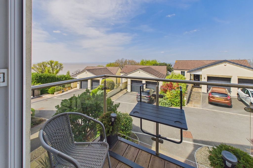 Property photo 3 of 16 Balcony