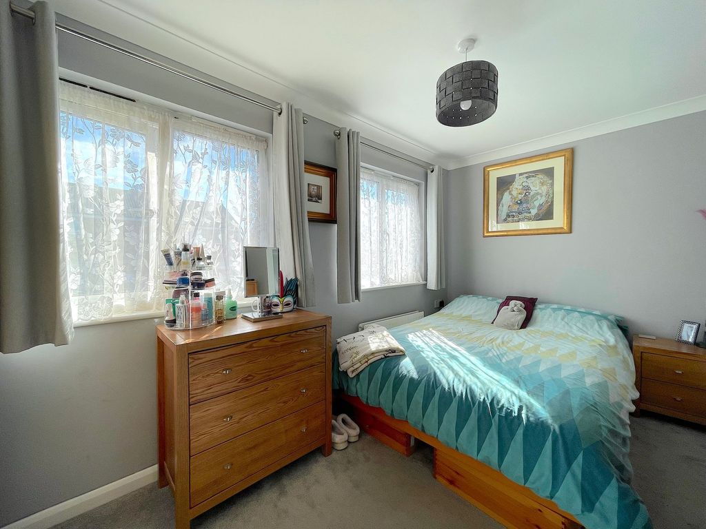 Property photo 3 of 19 Bedroom Two (1)