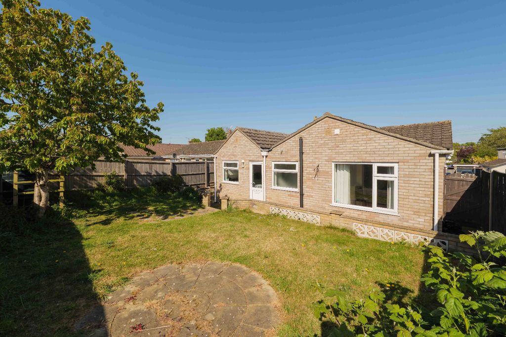 Property photo 2 of 23 4235786