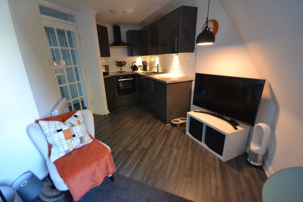 Property photo 3 of 9 Photo 3