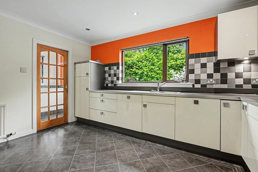 Property photo 3 of 33 Cup1462Seg Dining Kitchen Again.Jpg