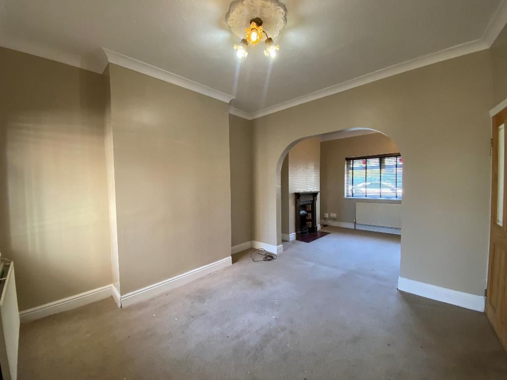 Property photo 1 of 12 Lounge