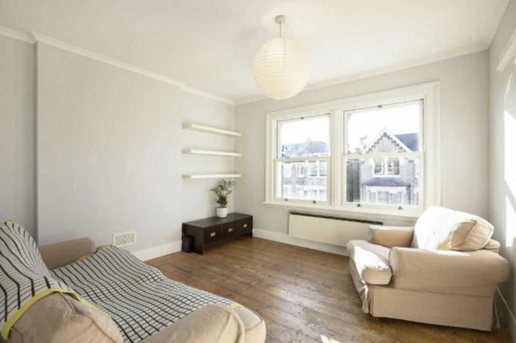 Property photo 3 of 5