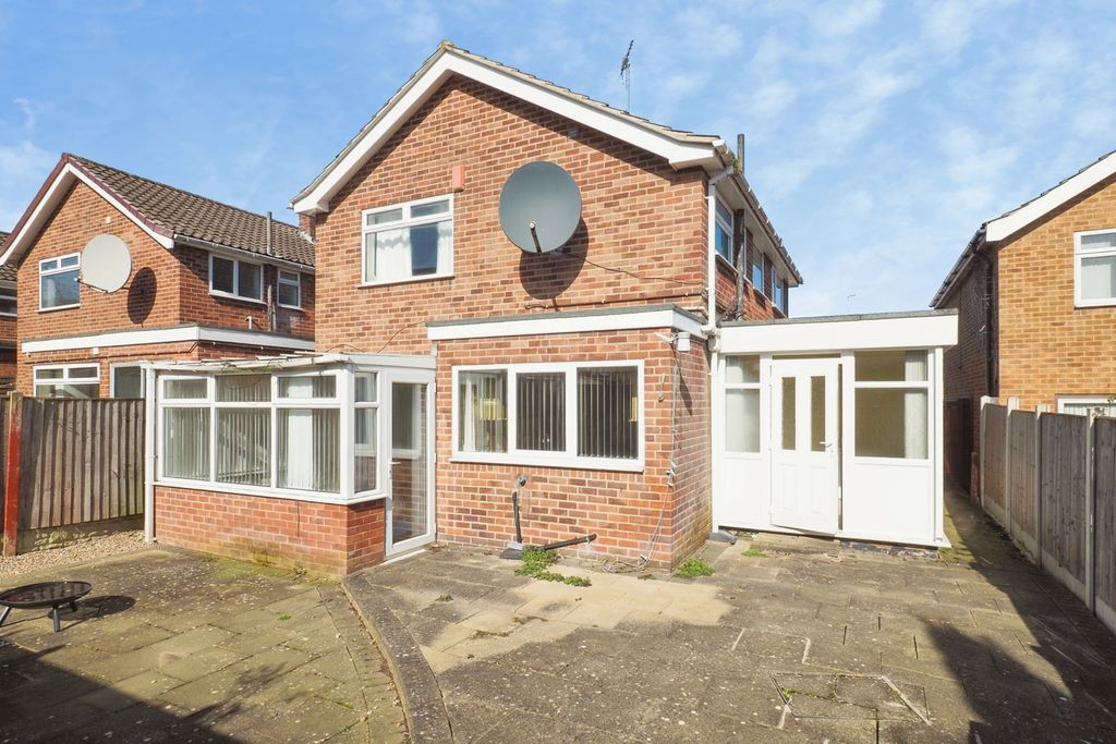 Property photo 2 of 14 Rear Aspect