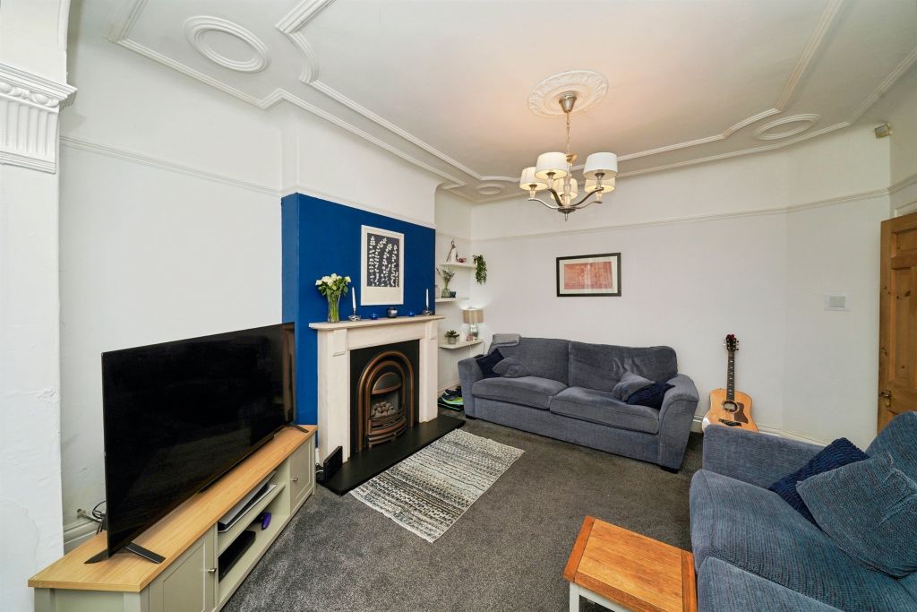 Property photo 3 of 21