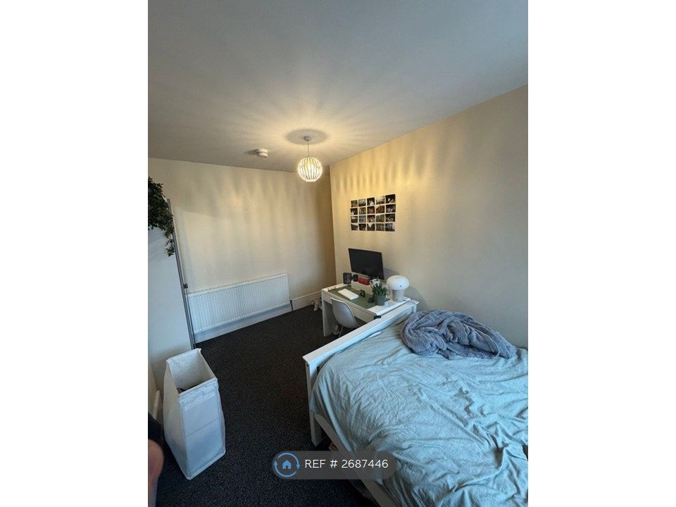 Property photo 3 of 6