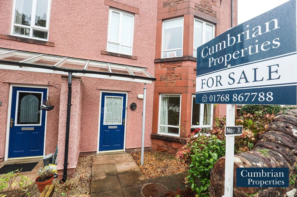 Property photo 1 of 11 External