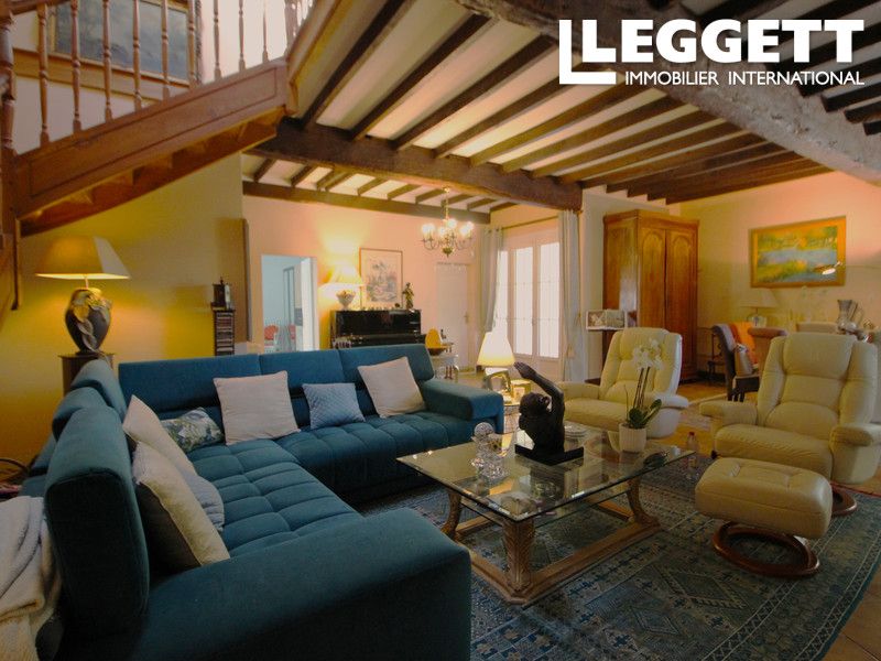 Property photo 3 of 10