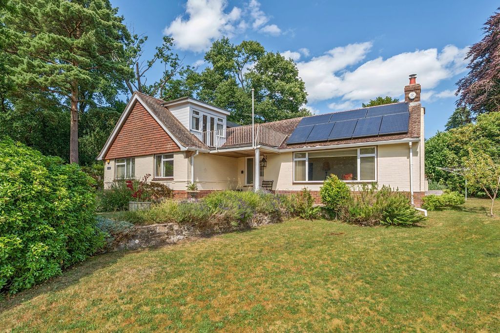 Property photo 1 of 25