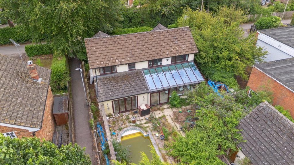 Property photo 3 of 23