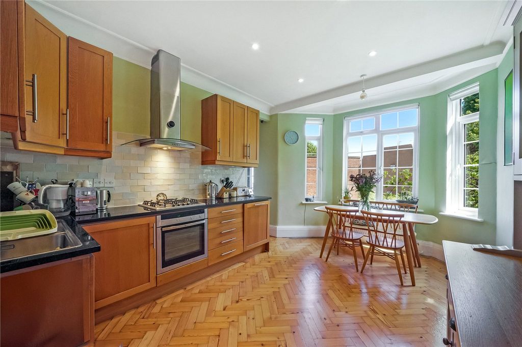 Property photo 1 of 15 Picture No. 02