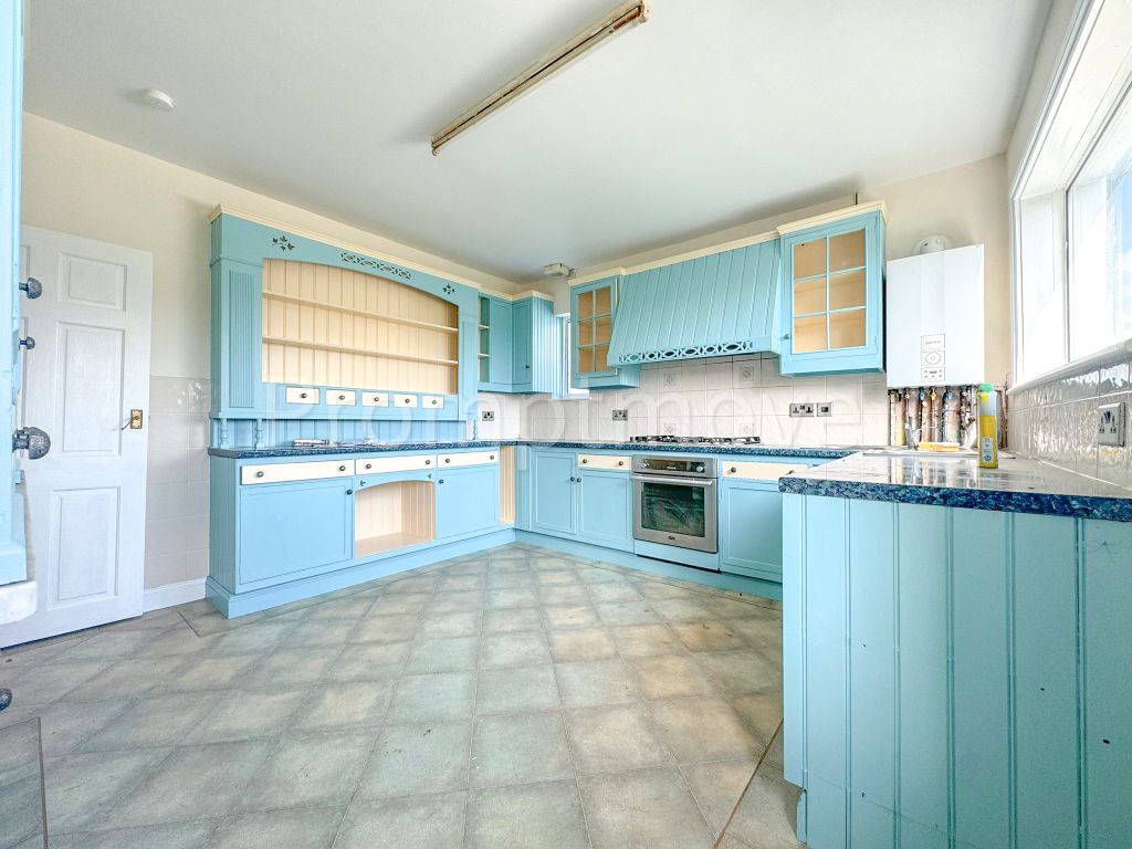 Property photo 3 of 8 Na