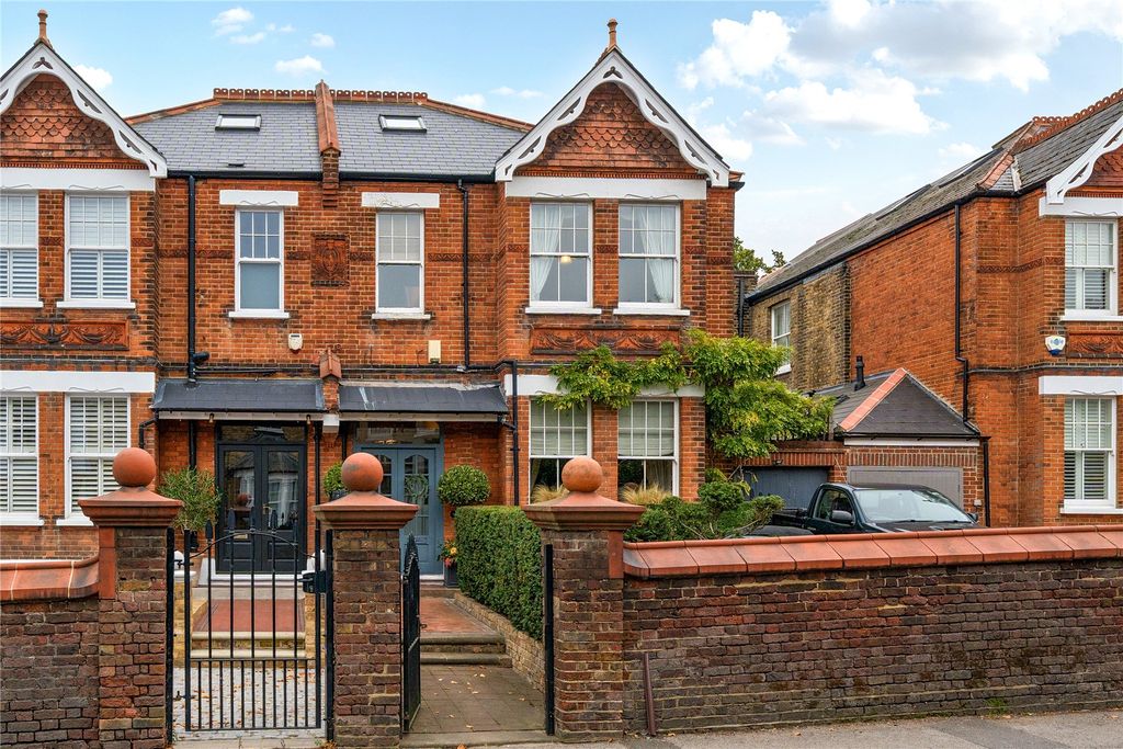 Property photo 1 of 36 Picture No. 01