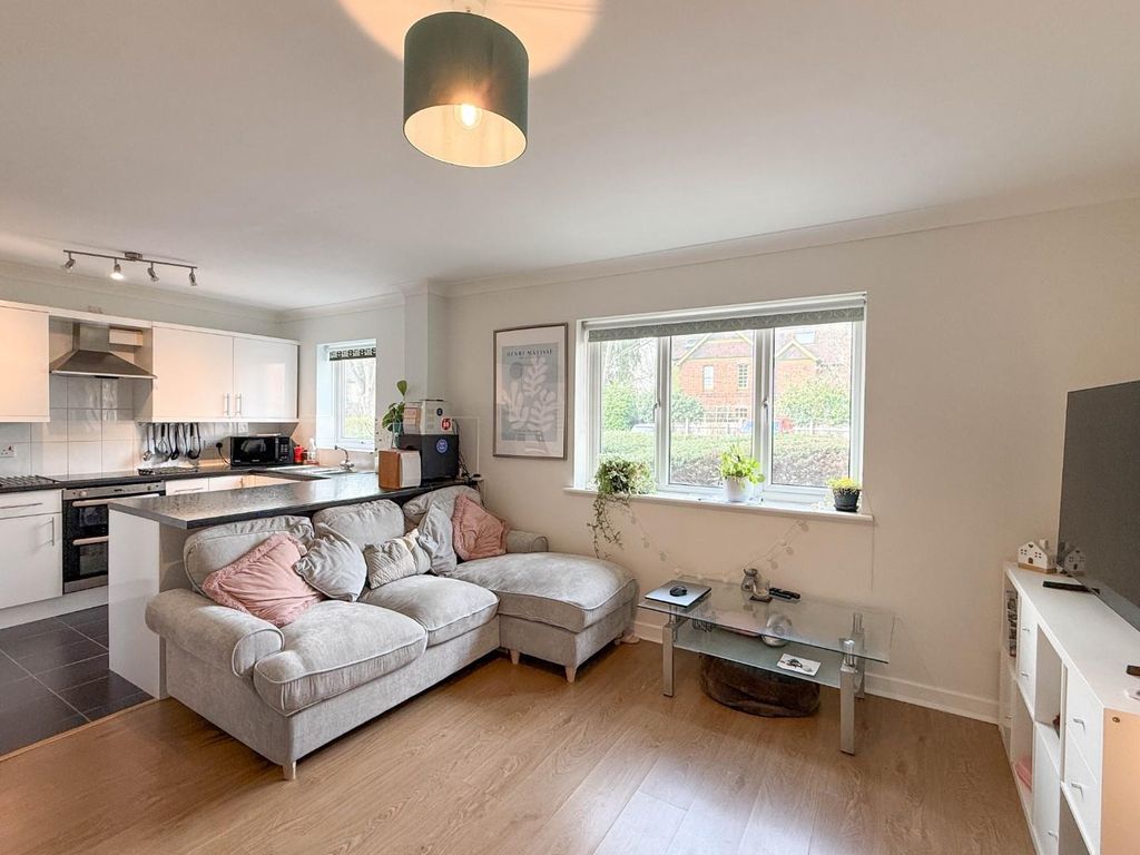 Property photo 2 of 13 20260303_110812836_0.0.Jpg