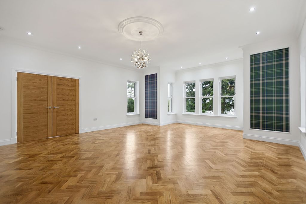 Property photo 3 of 23