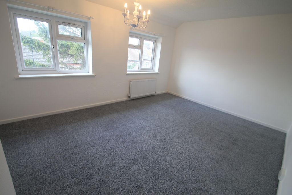 Property photo 3 of 10 Image