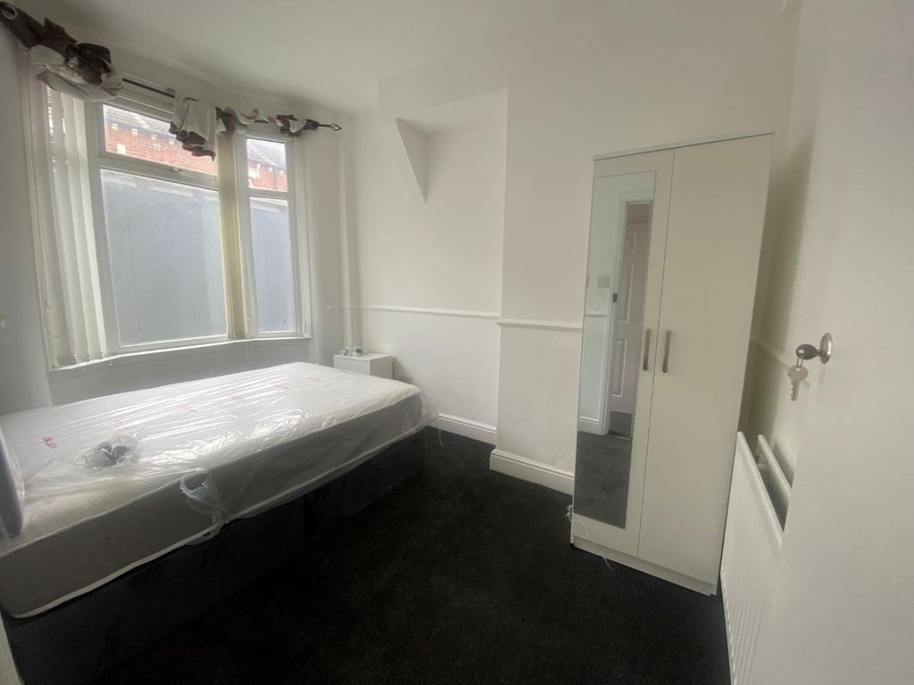 Property photo 2 of 5 4.Jpg