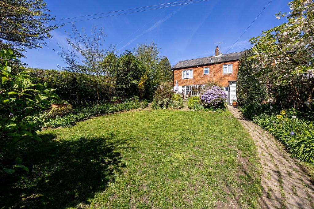 Property photo 1 of 16 Photo 17