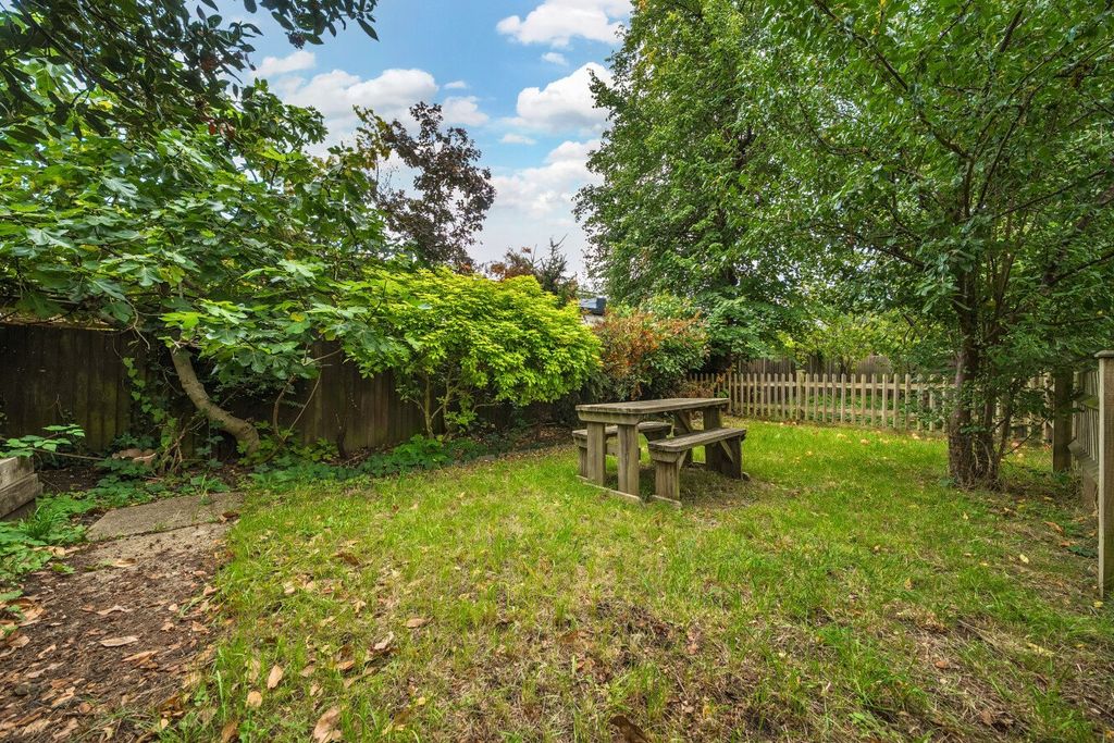 Property photo 2 of 17 Picture No. 09