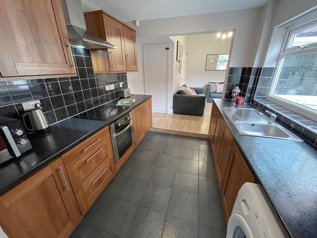 Property photo 3 of 9 40 Saxony(5)