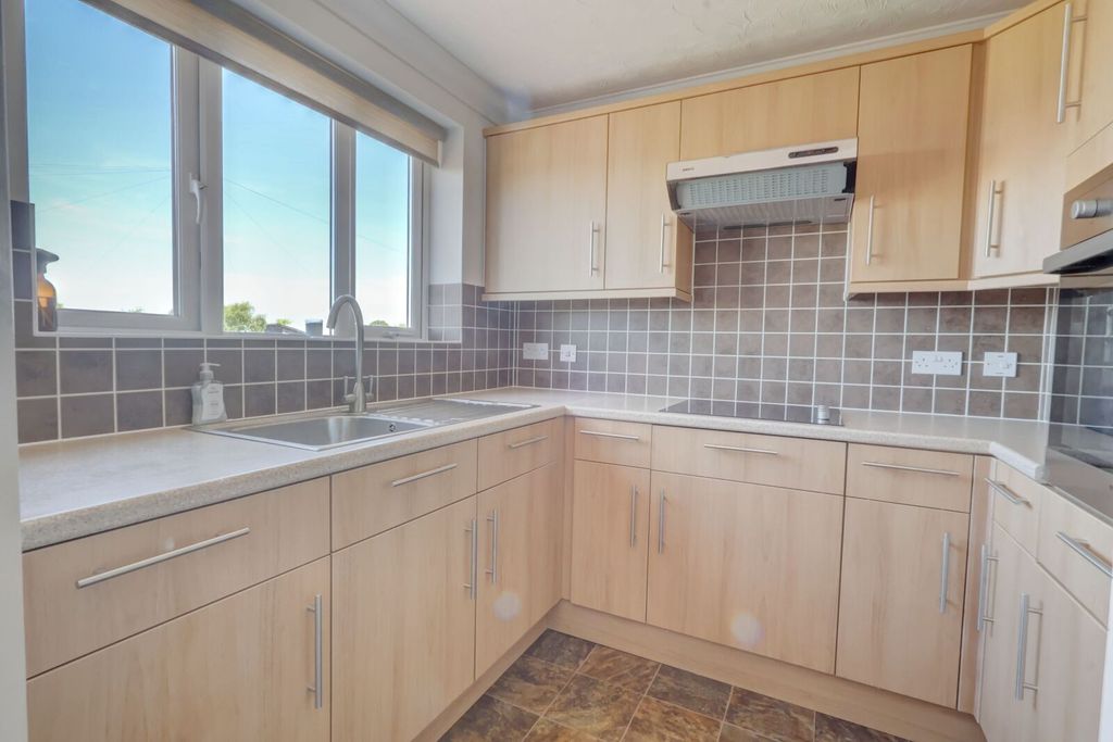 Property photo 2 of 11 Picture No. 22