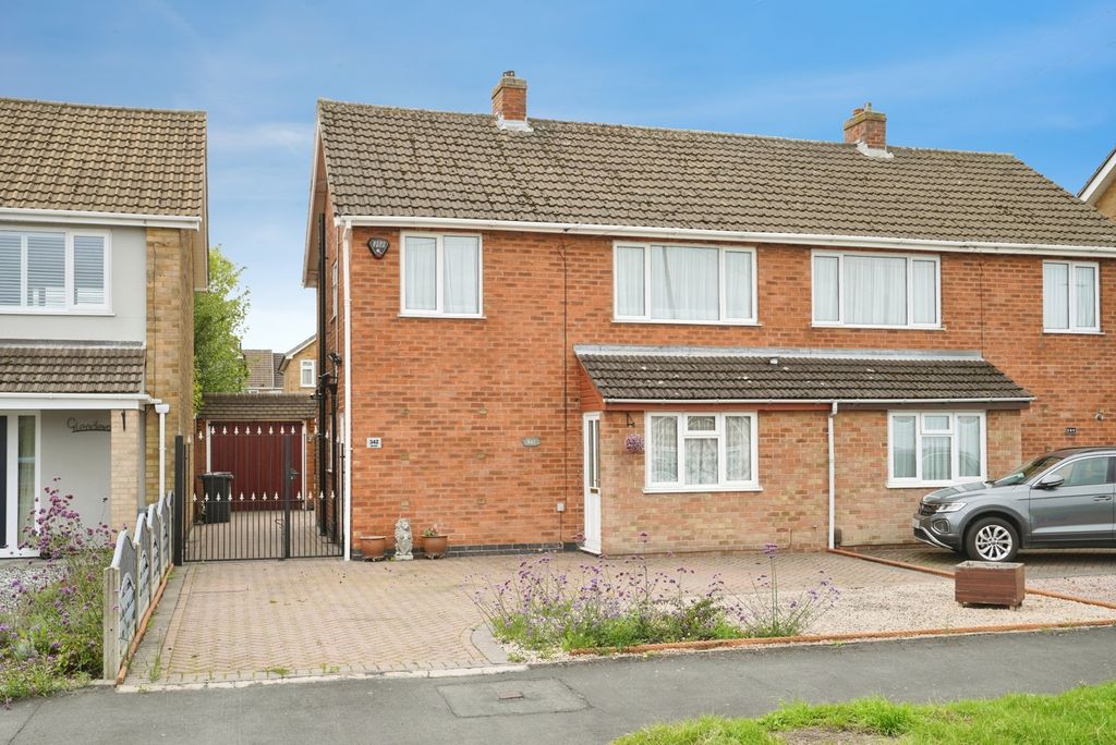 Property photo 1 of 19 Pbox-Img.Jpg